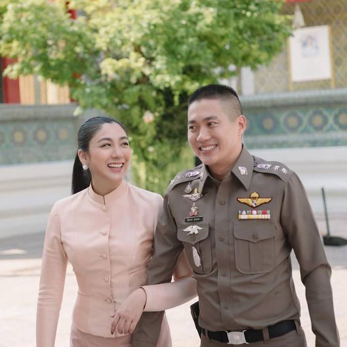 ใบเตย พรพจี