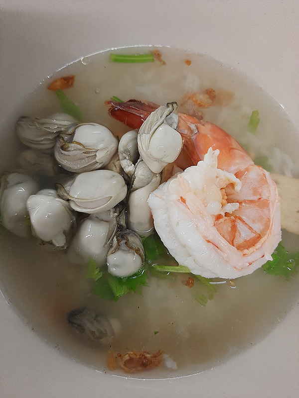 ร้านข้าวต้มเครื่อง