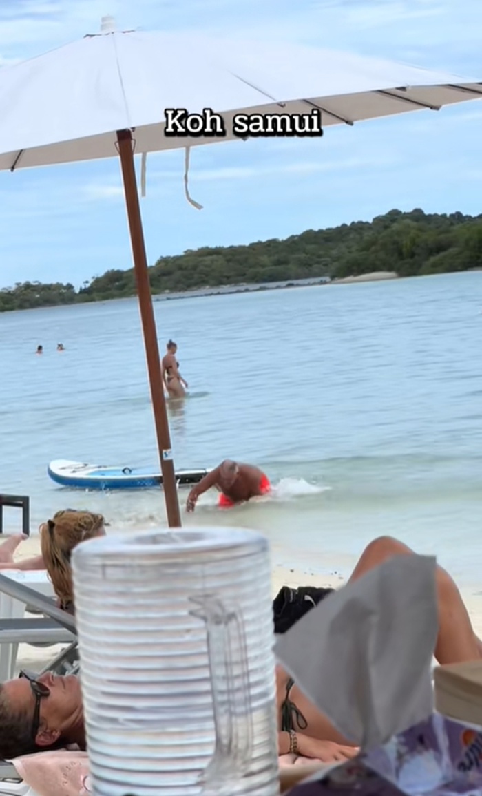 หัดพายเรือ