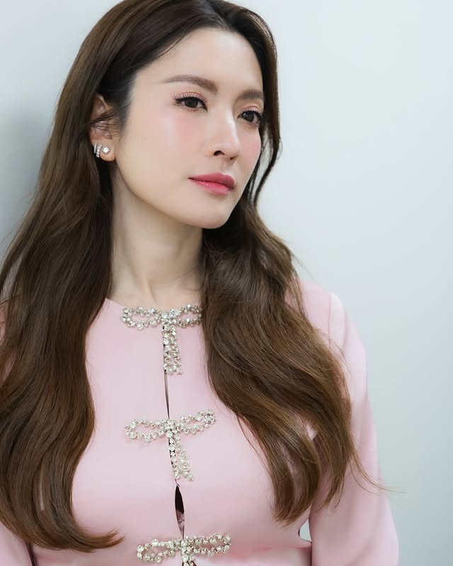 แอฟ ทักษอร