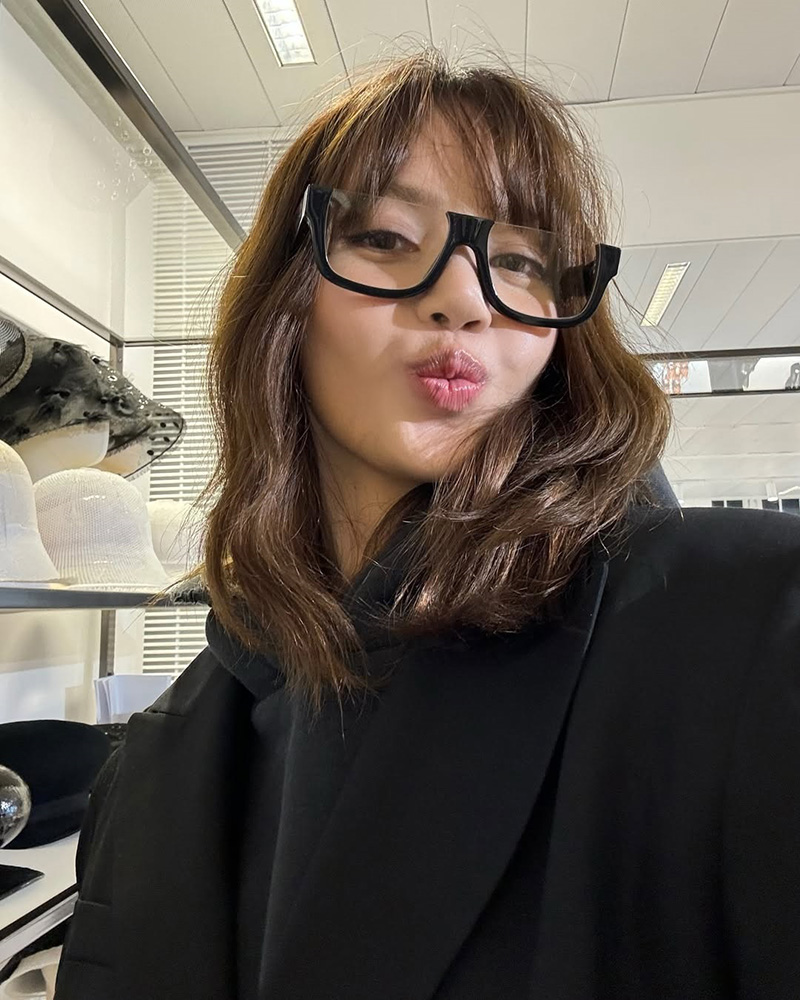 ลิซ่า เจอคนตั้งคำถาม รวยจริงหรือ