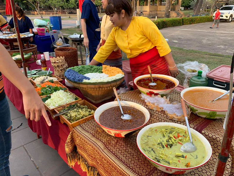 ตลาดน่าเดิน