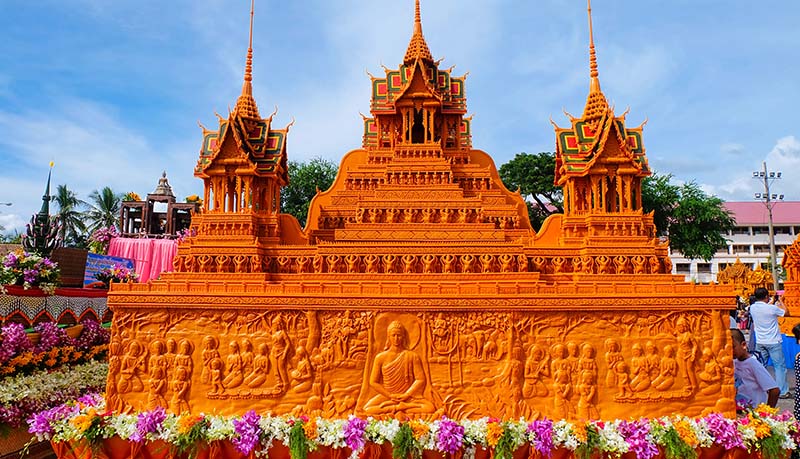 แห่ปราสาทผึ้ง 2567