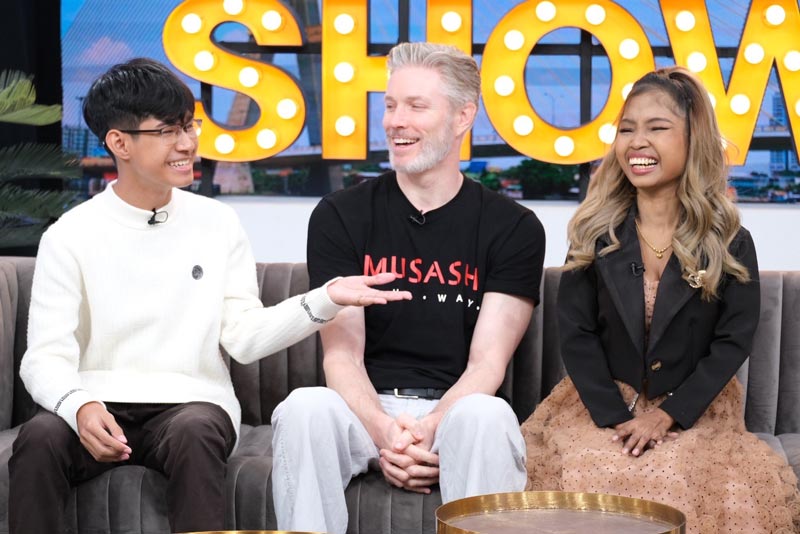 ครอบครัว ปีเตอร์ ธูนสตระ