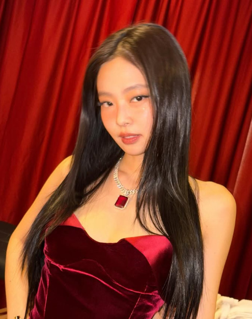 เจนนี่ BLACKPINK กับ 15 แฟชั่นสุดแซ่บ ฮอตปรอทแตกเกินกว่าใคร