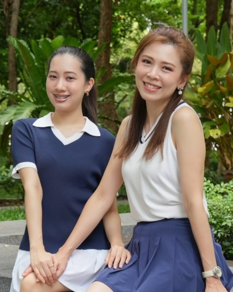 กิ๊ฟท์ ทีสเกิร์ต