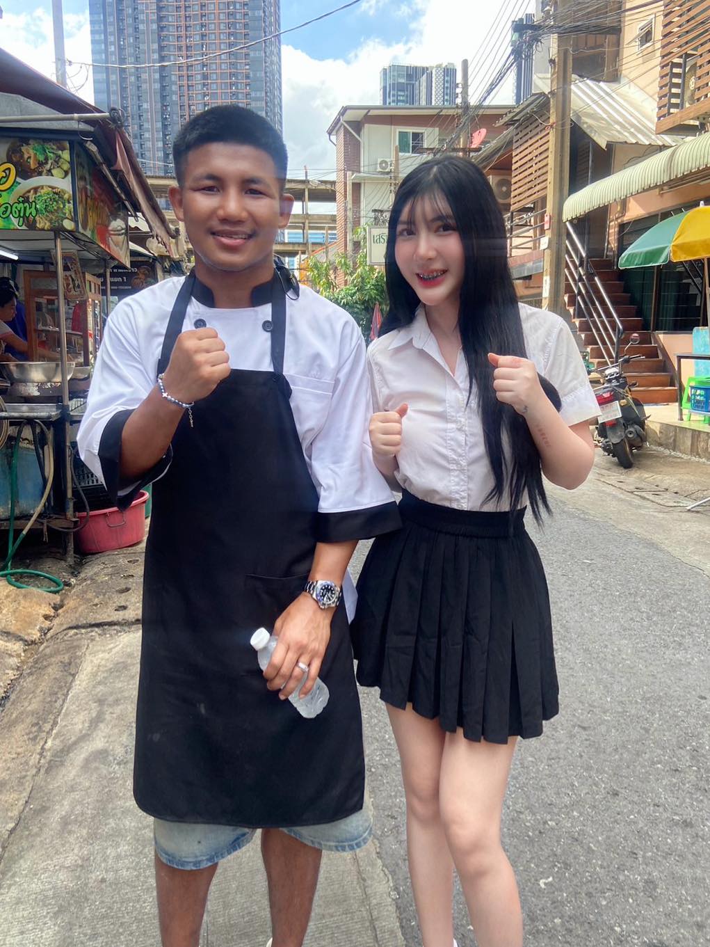 จี๊ดจ๊าด ศจีรา