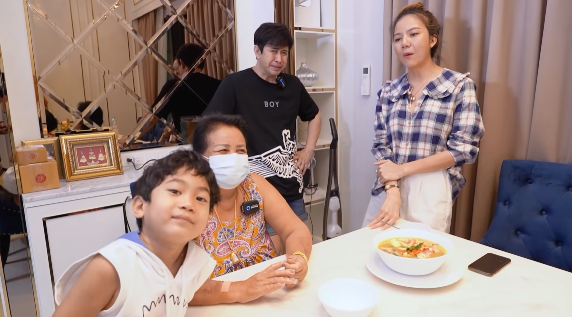 จ๊ะ นงผณี