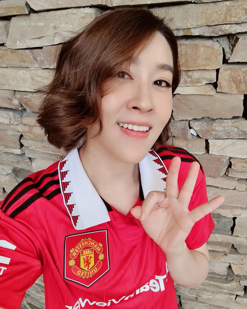 เชียร์ ฑิฆัมพร