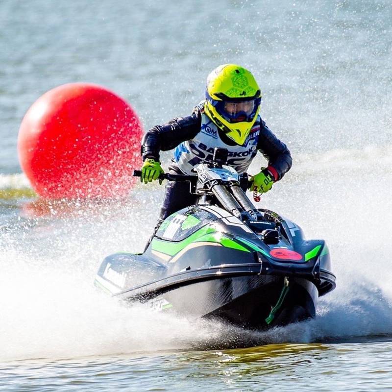 เปิ้ล นาคร, น้องออก้า