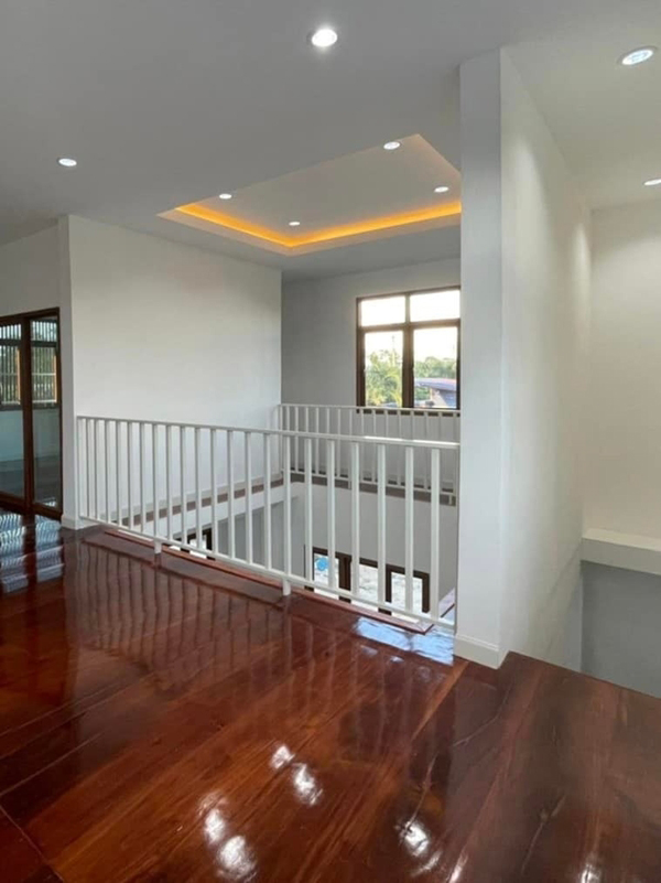 รีโนเวทบ้านไม้ 2 ชั้น