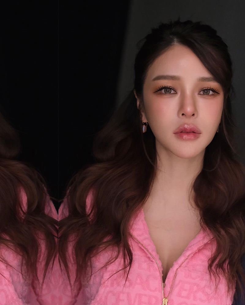 แอร์ ภัณฑิลา ช็อกเจอตะขาบยักษ์ตกจากฝ้า