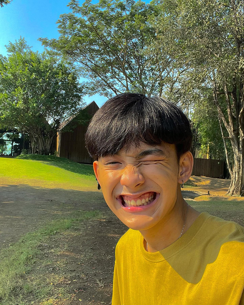 เฟิร์ส อนุวัฒน์