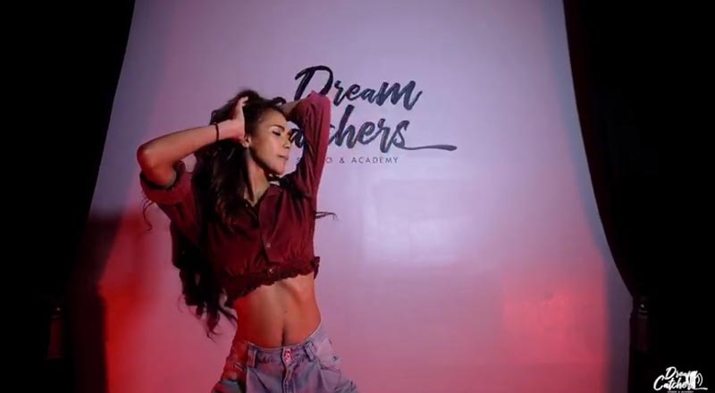 เมญ่า นนธวรรณ