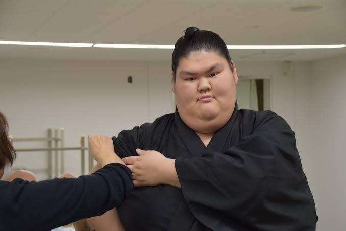 นักซูโม่ฉีดยา