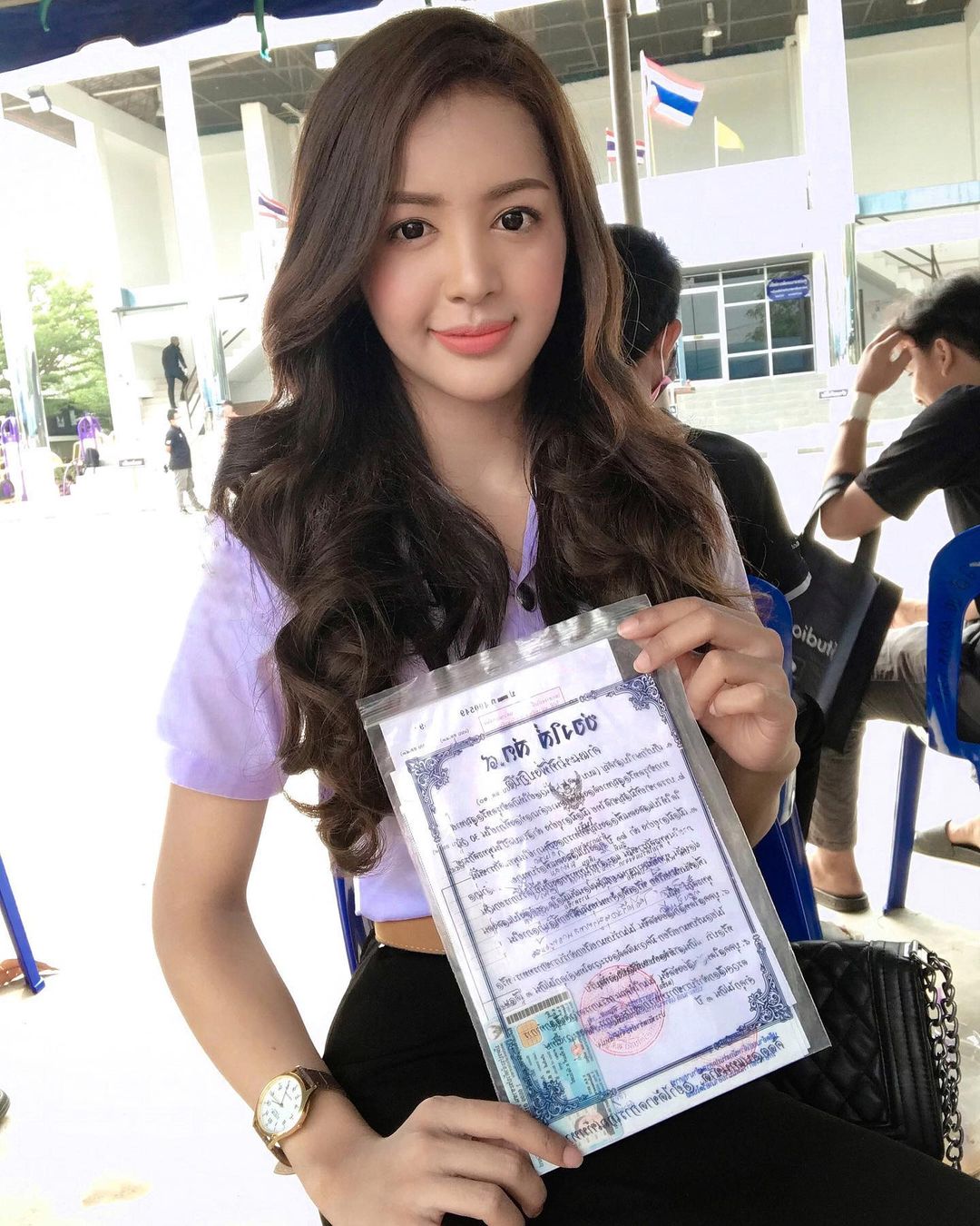 ลูกเม่น ณริศรา