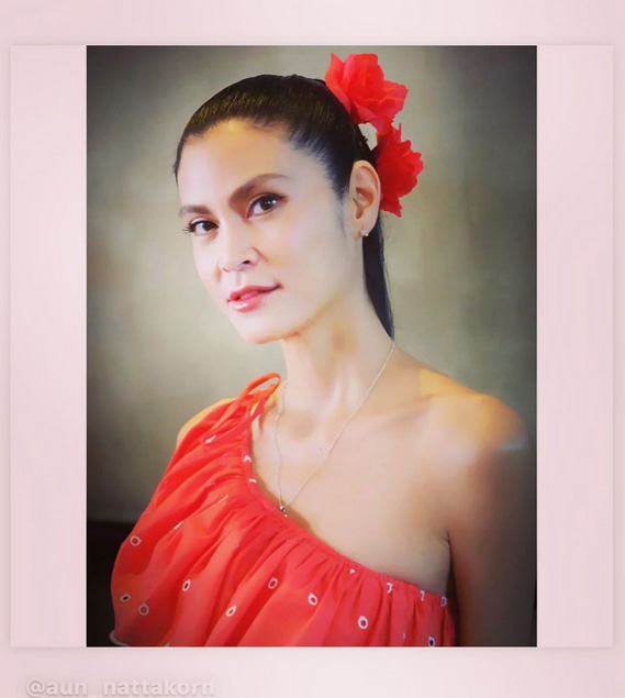 ปิ่น เก็จมณี ประวัติ