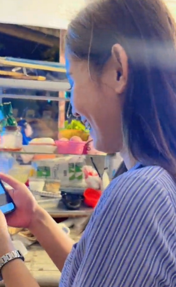 เสื้อคิวอาร์โค้ด