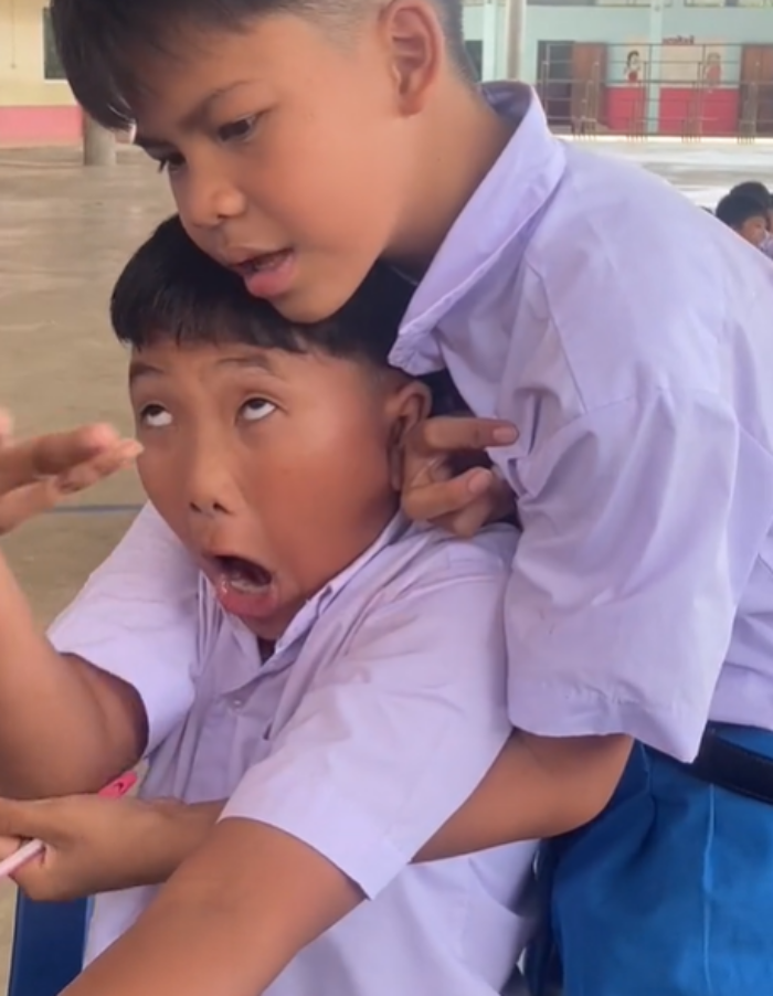 เจาะเลือด