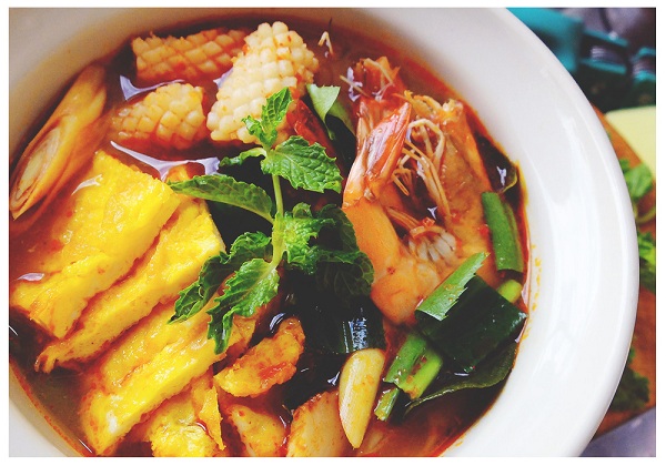 ต้มยำพริกเผาไข่เจียวโป๊ะแตก