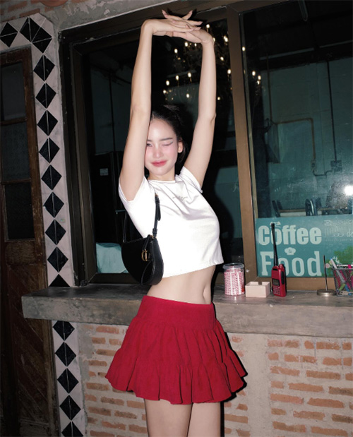 12 ไอเดียแต่งตัววันคริสต์มาส 2567 ส่องลุคสุดน่ารัก เข้ากับเทศกาล แถมไม่ดูโอเว่อร์