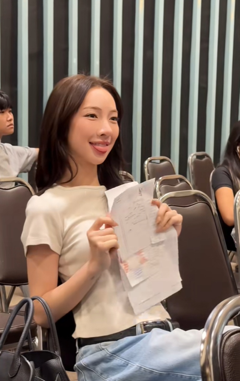 น้องเปเปอร์ นางฟ้าเกณฑ์ทหาร