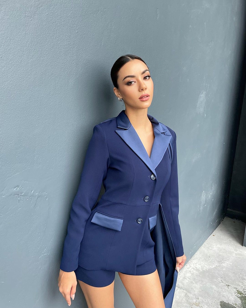 อแมนด้า