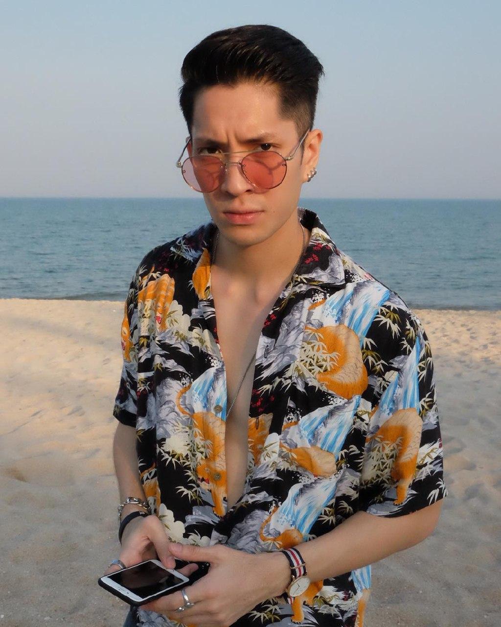 แพน สุรเกียรติ