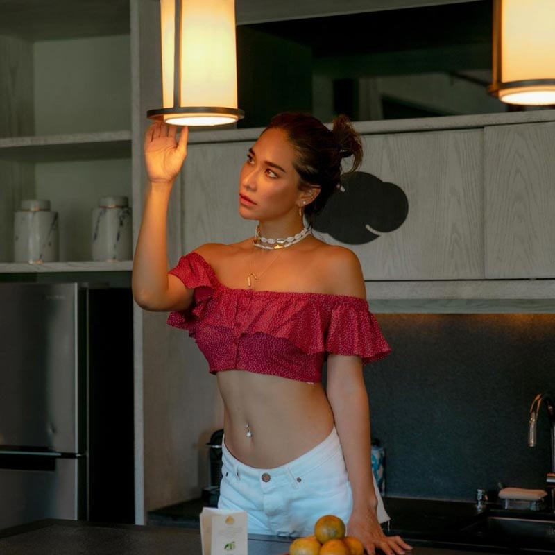 พลอย เฌอมาลย์