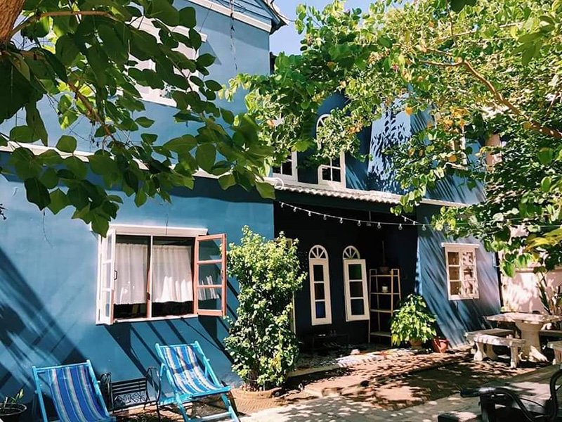 Eden Boutique Hotel ที่พักบางแสน