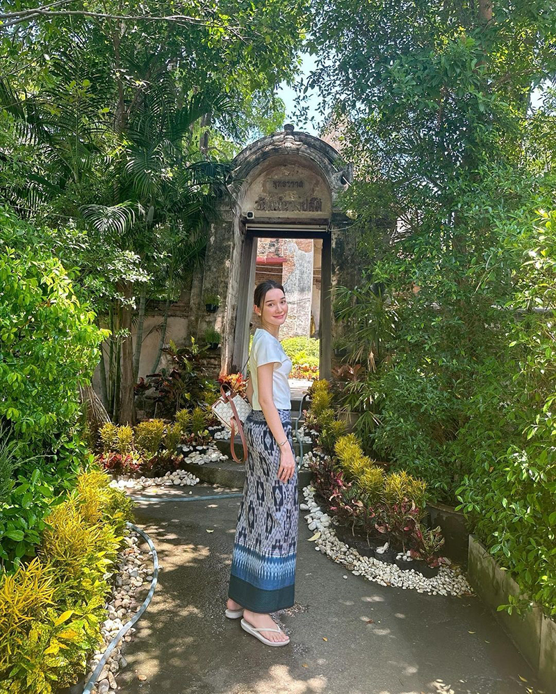 ลิซ่า BLACKPINK เดียร์น่า ฟลีโป