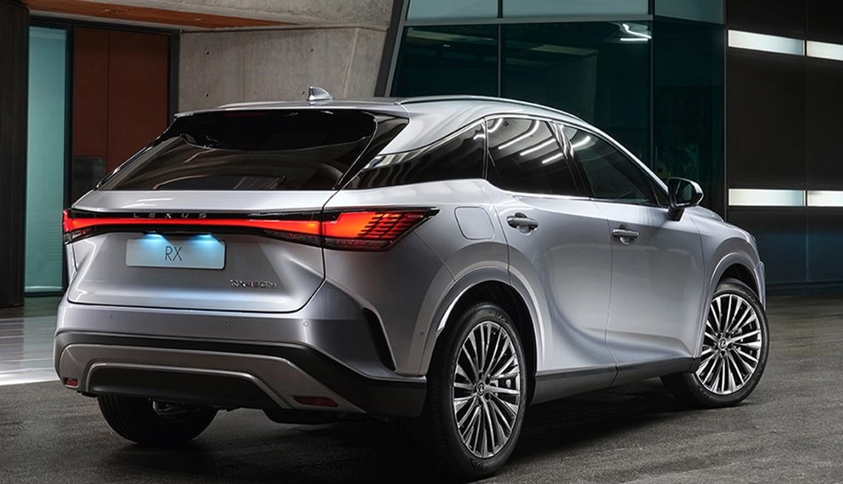 Lexus RX 2023
