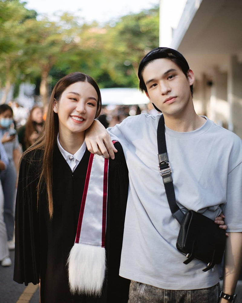 ต้าเหนิง กัญญาวีร์ รับปริญญา