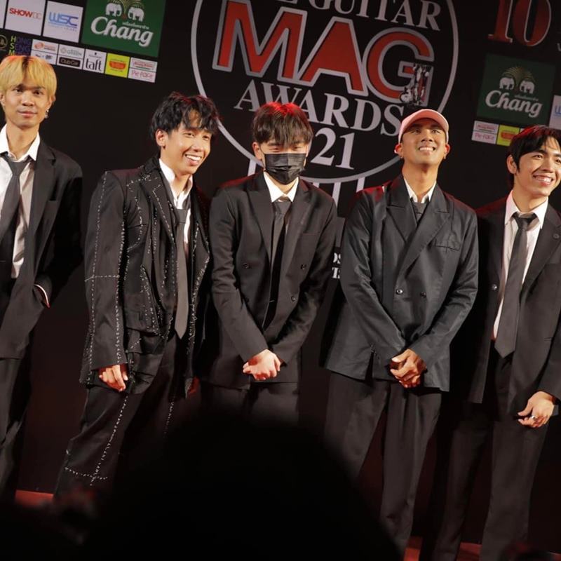  กิต Three Man Down