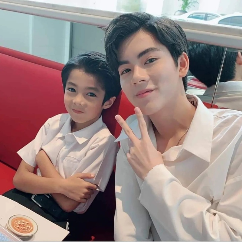 ยอร์ช ยงศิลป์ - เมลิค เอเฟ่