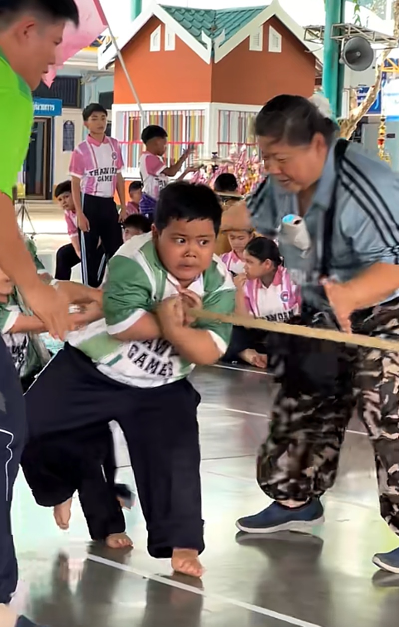 แข่งชักเย่อ