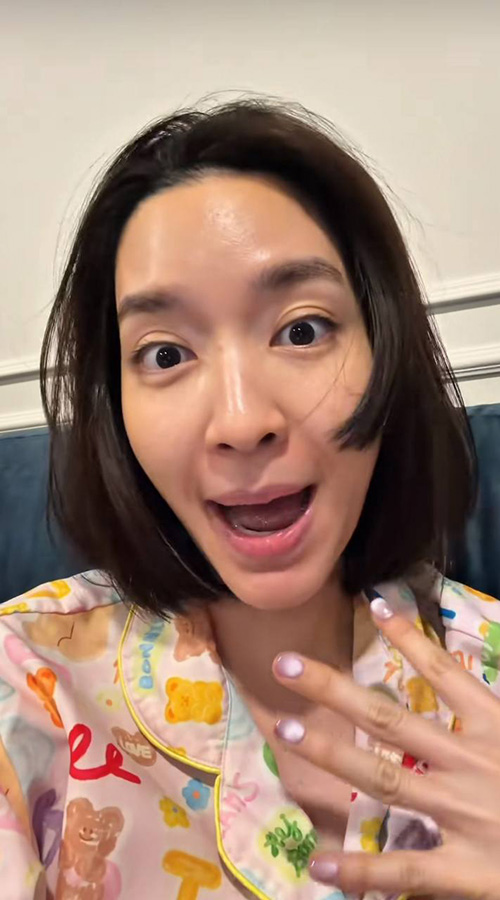 โม มนชนก