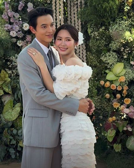 เจมส์ จิรายุ  โฟม กับภาพคู่ย้อนเส้นทางรัก 10 ปี จนถึงวันแต่งงาน