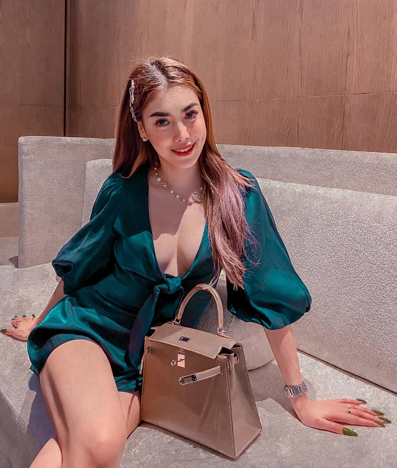 ลูกน้ำ สตรอว์เบอร์รีชีสเค้ก