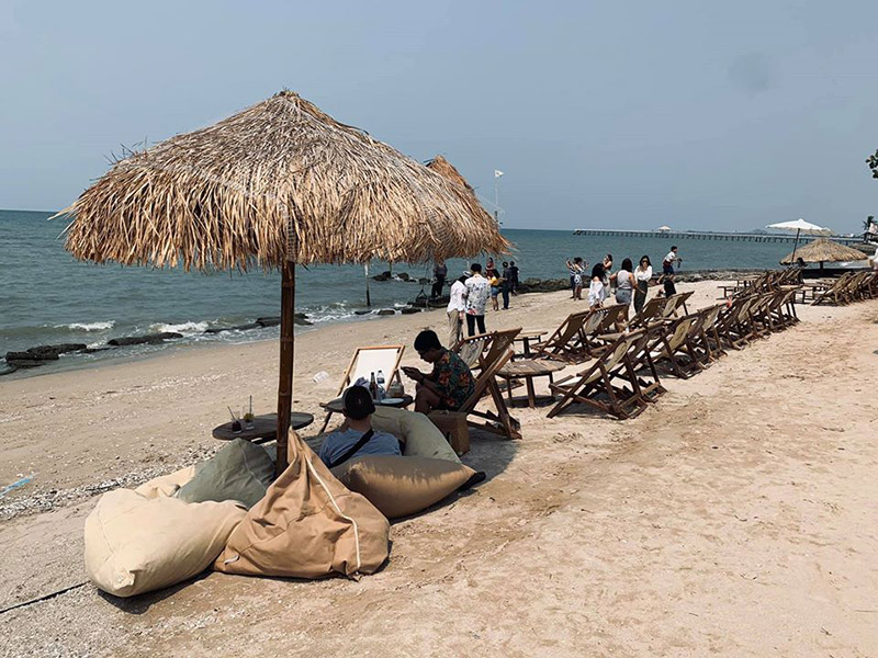 ร้านอาหารริมทะเล