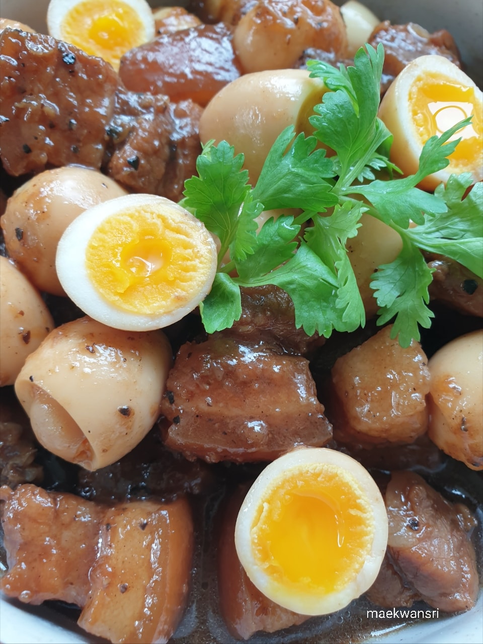 พะโล้แห้งหมูสามชั้น