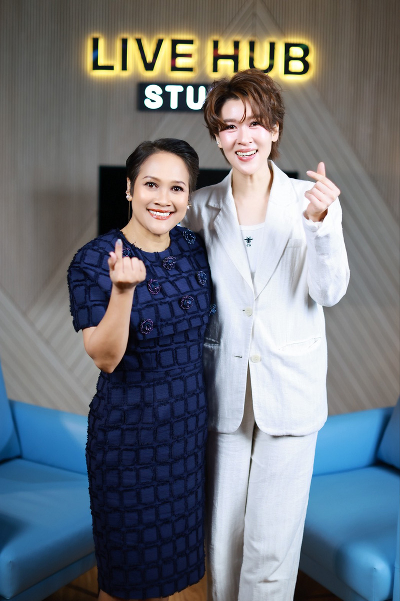 เชียร์ ฑิฆัมพร