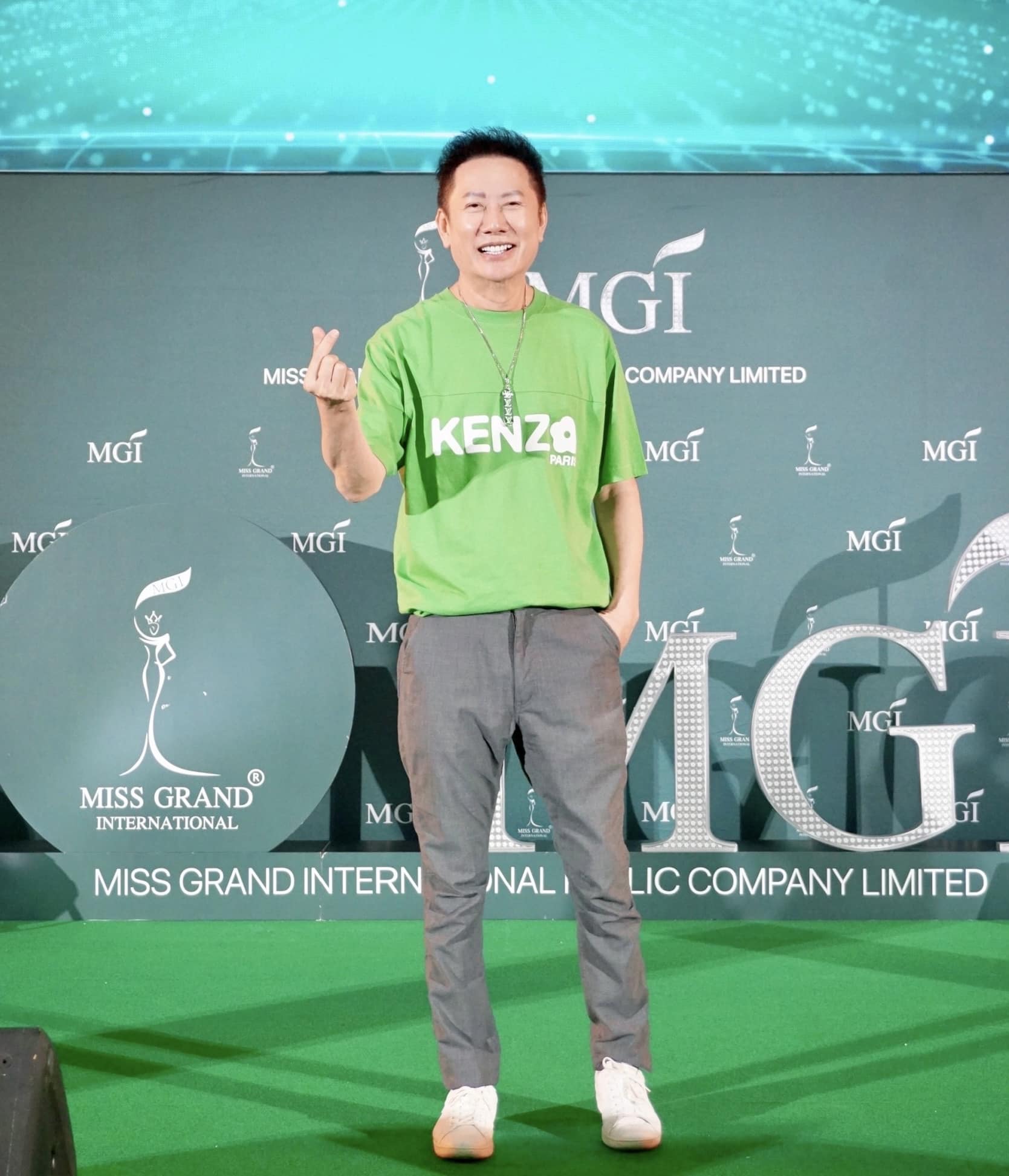 ณวัฒน์ อิสรไกรศีล