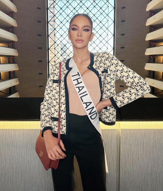 แอนนา เสืองามเอี่ยม