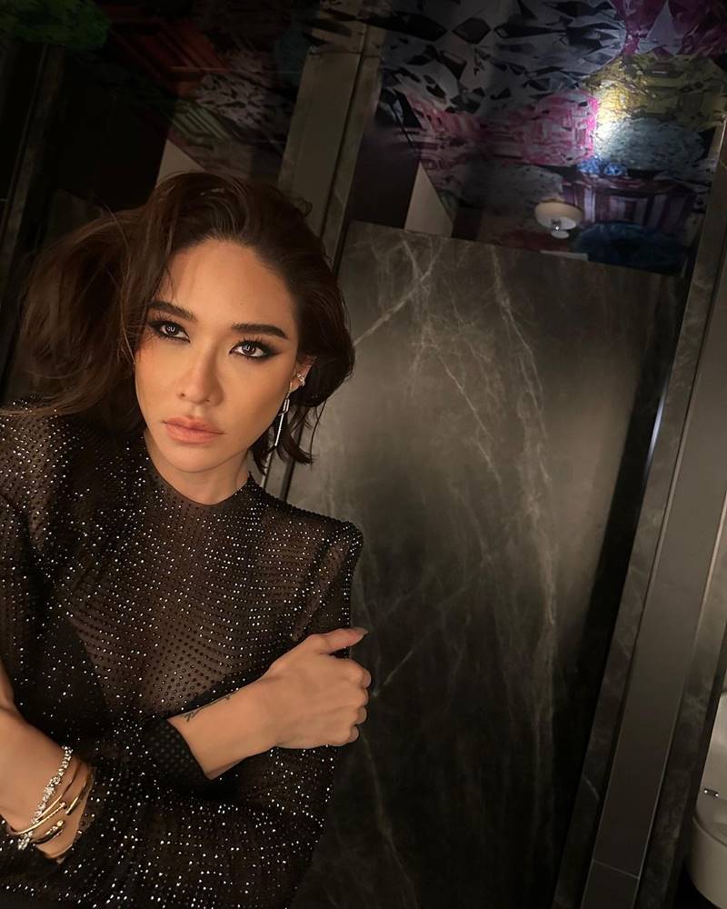 พลอย เฌอมาลย์