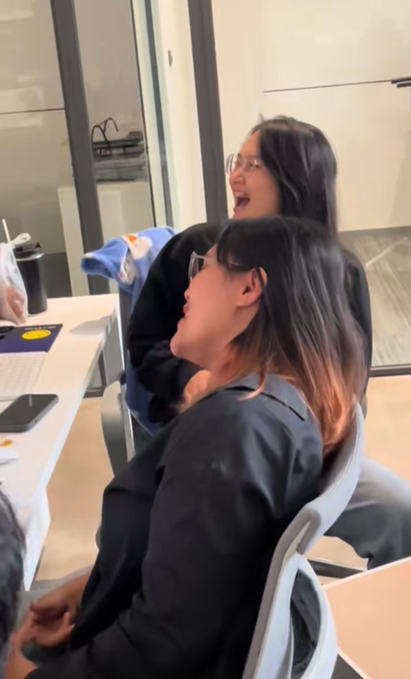 เพื่อนร่วมงาน