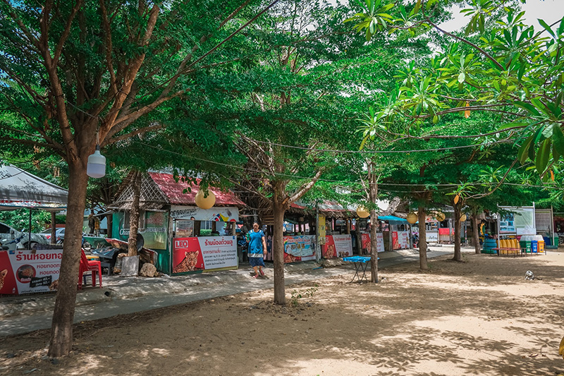 หาดทรายชุกโดน กาญจนบุรี ริมหาด