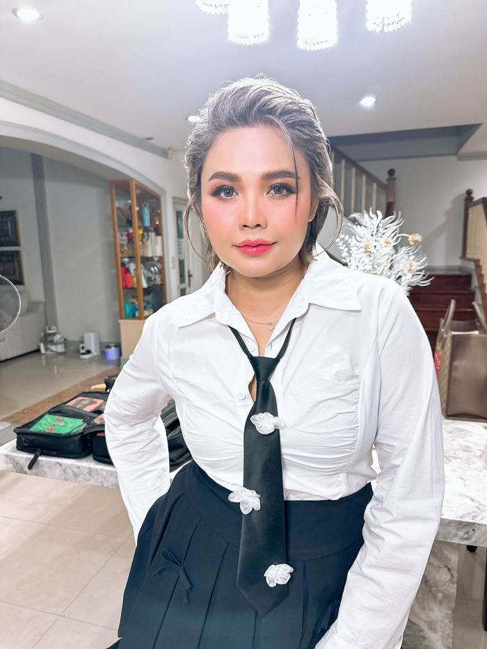 ตั๊กแตน ชลดา