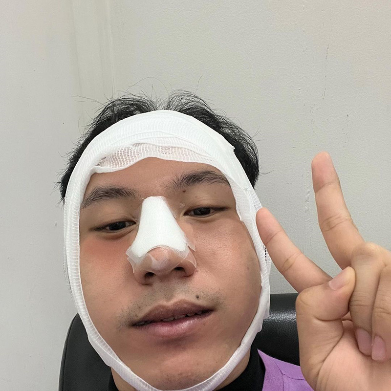 ตั้ม วราวุธ