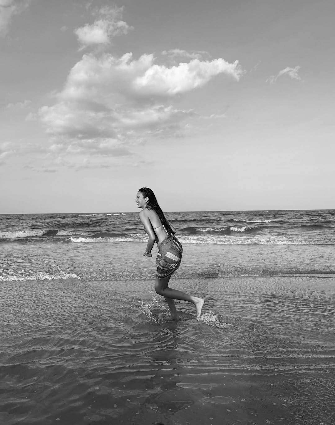 เจสซี่ เดอะเฟซ นางแบบสาวสวยหุ่นสับ